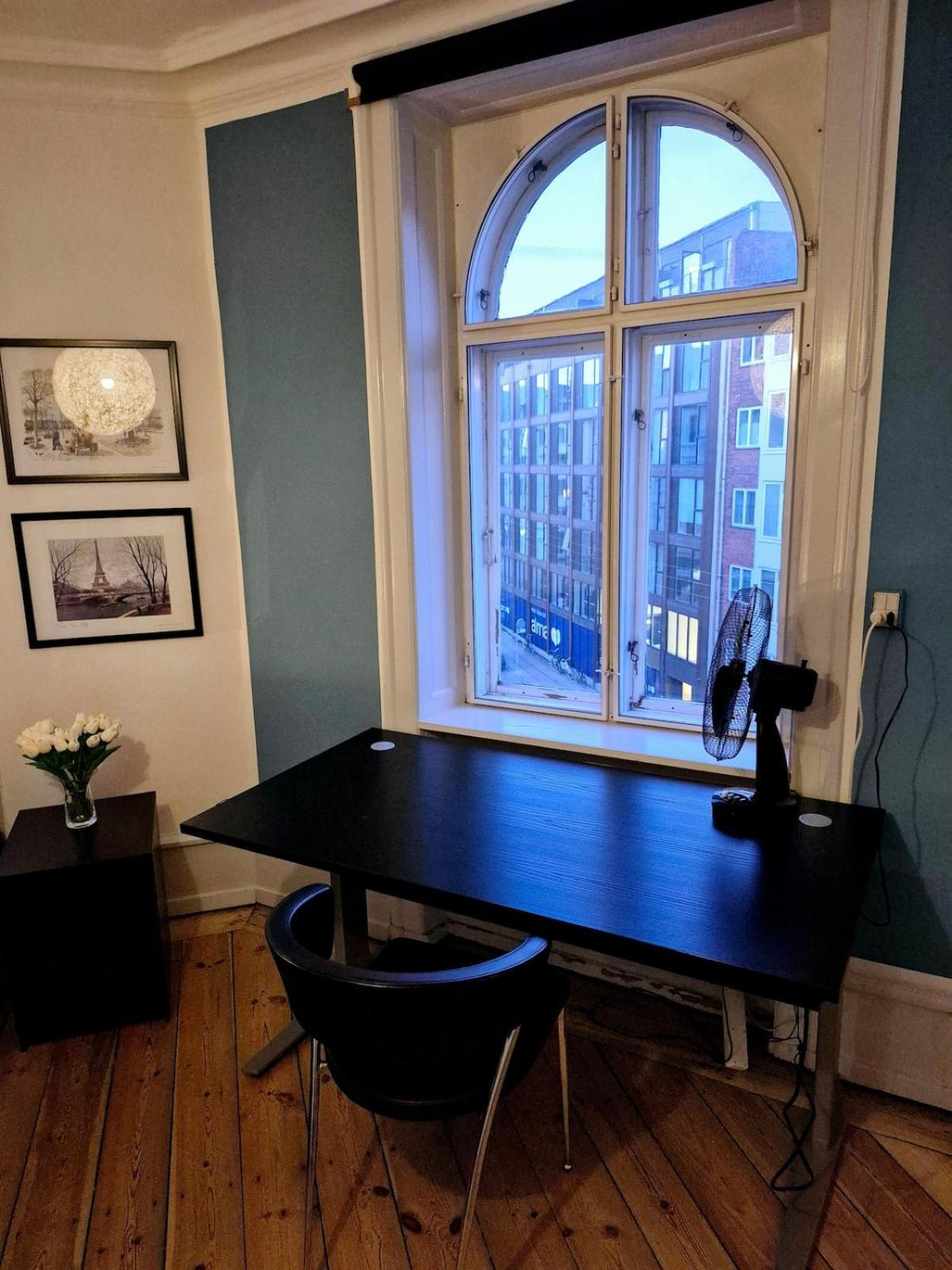 Apartment Cozy And Quiet In The Centre 78 Sqm